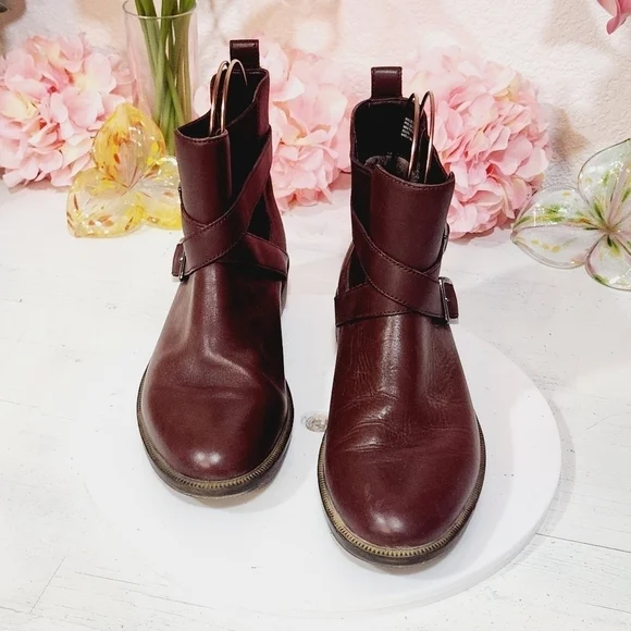 UMBERTO Raffini Tanya Brown Ankle Boots With Buckle Straps Size 9 - Picture 7 of 10